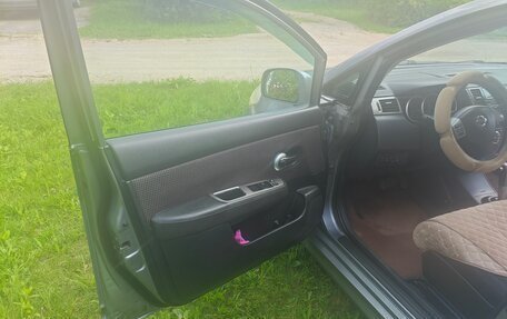 Nissan Tiida, 2011 год, 600 000 рублей, 8 фотография