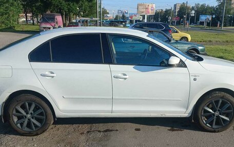 Skoda Rapid I, 2015 год, 950 000 рублей, 4 фотография
