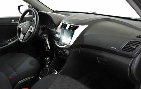 Hyundai Solaris II рестайлинг, 2014 год, 630 000 рублей, 11 фотография