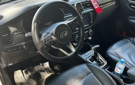 KIA Rio IV, 2018 год, 1 490 000 рублей, 8 фотография