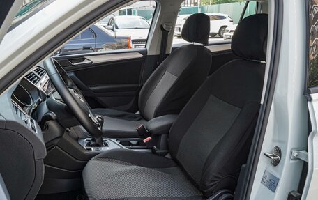 Volkswagen Tiguan II, 2018 год, 2 315 000 рублей, 10 фотография