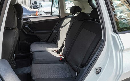 Volkswagen Tiguan II, 2018 год, 2 315 000 рублей, 9 фотография