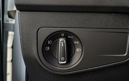 Volkswagen Tiguan II, 2018 год, 2 315 000 рублей, 16 фотография