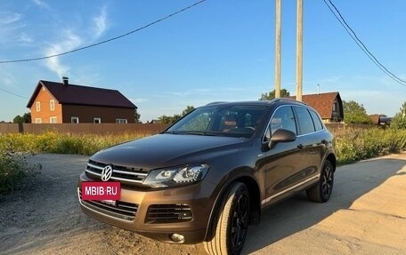 Volkswagen Touareg III, 2014 год, 2 500 000 рублей, 2 фотография