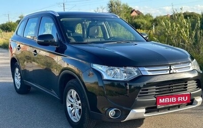 Mitsubishi Outlander III рестайлинг 3, 2015 год, 1 560 000 рублей, 1 фотография