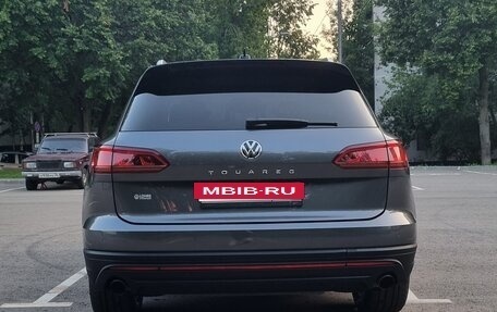 Volkswagen Touareg III, 2019 год, 4 300 000 рублей, 4 фотография