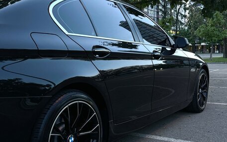BMW 5 серия, 2014 год, 2 500 000 рублей, 17 фотография