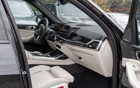 BMW X7, 2024 год, 13 200 000 рублей, 18 фотография