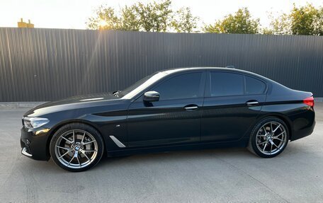 BMW 5 серия, 2018 год, 2 700 000 рублей, 3 фотография