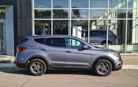 Hyundai Santa Fe III рестайлинг, 2018 год, 2 200 000 рублей, 6 фотография