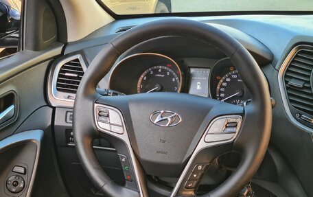 Hyundai Santa Fe III рестайлинг, 2018 год, 2 200 000 рублей, 19 фотография