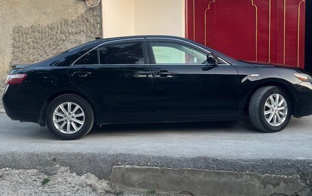 Toyota Camry, 2006 год, 860 000 рублей, 2 фотография