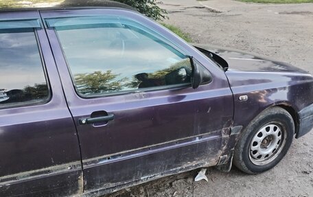 Volkswagen Golf III, 1997 год, 100 000 рублей, 2 фотография