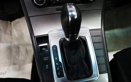Volkswagen Passat B7, 2011 год, 1 079 000 рублей, 19 фотография
