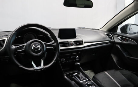 Mazda 3, 2017 год, 1 599 000 рублей, 15 фотография