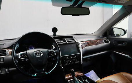 Toyota Camry, 2016 год, 1 949 000 рублей, 16 фотография