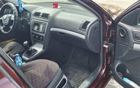 Skoda Octavia, 2012 год, 860 000 рублей, 8 фотография