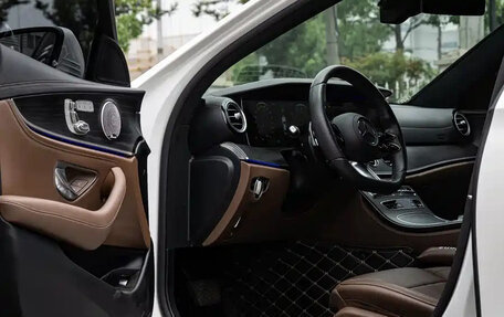 Mercedes-Benz E-Класс, 2021 год, 3 170 070 рублей, 10 фотография