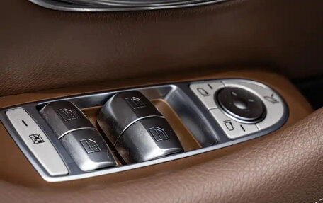 Mercedes-Benz E-Класс, 2021 год, 3 170 070 рублей, 17 фотография