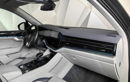 Volkswagen Touareg III, 2020 год, 4 893 000 рублей, 9 фотография