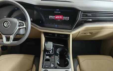 Volkswagen Touareg III, 2019 год, 4 235 000 рублей, 12 фотография