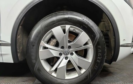 Volkswagen Touareg III, 2019 год, 4 235 000 рублей, 18 фотография