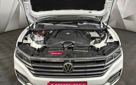 Volkswagen Touareg III, 2019 год, 4 235 000 рублей, 20 фотография