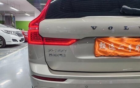 Volvo XC60 II, 2024 год, 4 200 000 рублей, 10 фотография