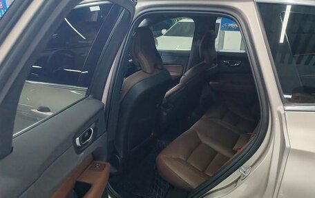 Volvo XC60 II, 2024 год, 4 200 000 рублей, 22 фотография