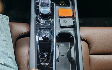 Volvo XC60 II, 2024 год, 4 200 000 рублей, 21 фотография