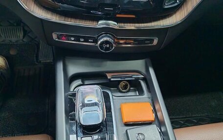 Volvo XC60 II, 2024 год, 4 200 000 рублей, 15 фотография