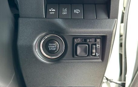 Suzuki Jimny, 2021 год, 1 197 000 рублей, 14 фотография