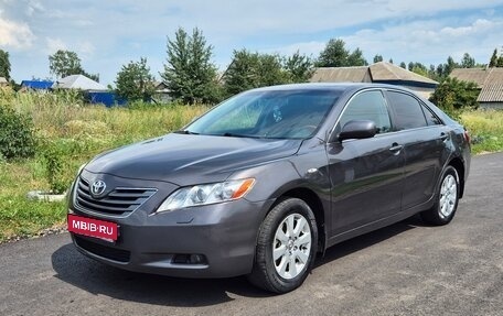 Toyota Camry, 2008 год, 1 100 000 рублей, 1 фотография