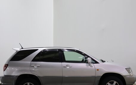 Toyota Harrier, 2000 год, 750 000 рублей, 4 фотография
