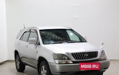 Toyota Harrier, 2000 год, 750 000 рублей, 3 фотография