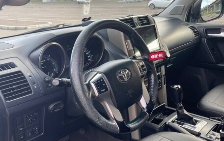 Toyota Land Cruiser Prado 150 рестайлинг 2, 2010 год, 2 999 000 рублей, 2 фотография