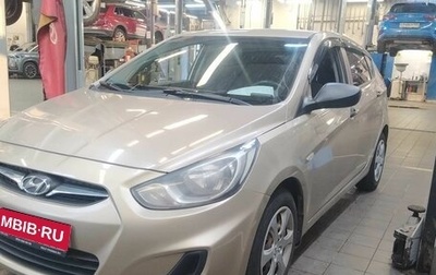 Hyundai Solaris II рестайлинг, 2011 год, 720 000 рублей, 1 фотография