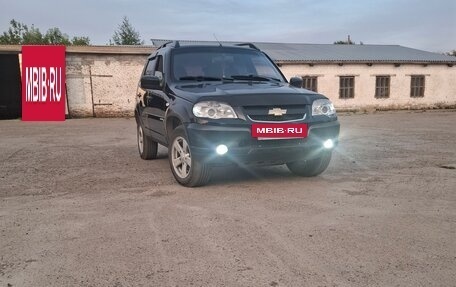 Chevrolet Niva I рестайлинг, 2013 год, 690 000 рублей, 5 фотография