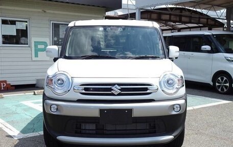 Suzuki Xbee I, 2022 год, 1 097 000 рублей, 2 фотография