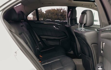 Mercedes-Benz E-Класс, 2009 год, 1 840 000 рублей, 26 фотография
