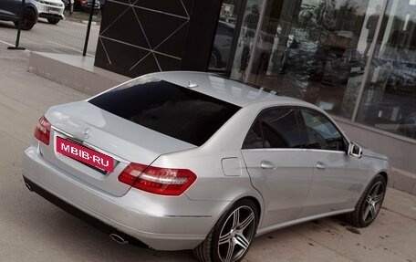 Mercedes-Benz E-Класс, 2009 год, 1 840 000 рублей, 13 фотография