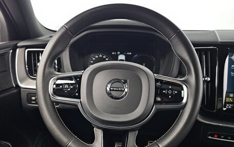 Volvo XC60 II, 2020 год, 3 070 000 рублей, 7 фотография