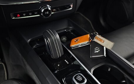 Volvo XC60 II, 2020 год, 3 070 000 рублей, 13 фотография