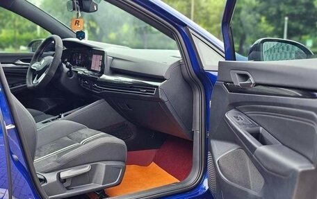 Volkswagen Golf VIII, 2021 год, 1 880 000 рублей, 19 фотография