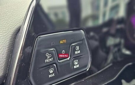 Volkswagen Golf VIII, 2021 год, 1 880 000 рублей, 13 фотография