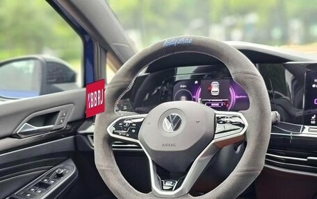 Volkswagen Golf VIII, 2021 год, 1 880 000 рублей, 23 фотография
