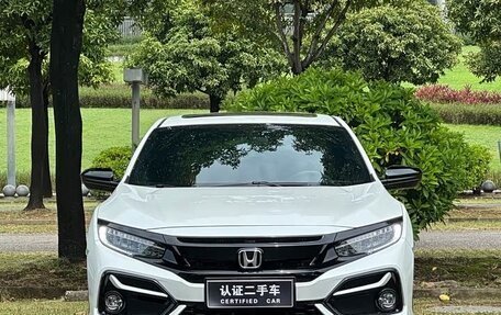 Honda Civic IX, 2021 год, 1 735 000 рублей, 2 фотография