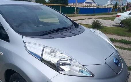Nissan Leaf I, 2016 год, 650 000 рублей, 3 фотография