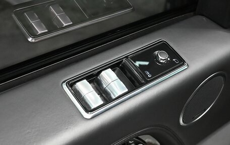 Land Rover Range Rover IV рестайлинг, 2018 год, 8 600 000 рублей, 15 фотография