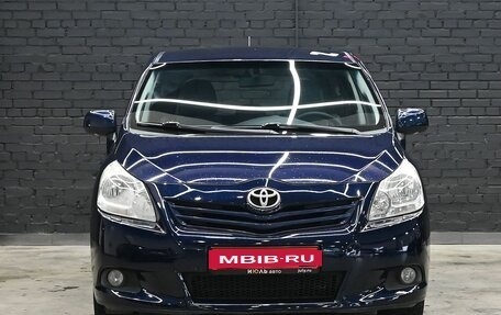 Toyota Verso I, 2011 год, 1 080 000 рублей, 2 фотография